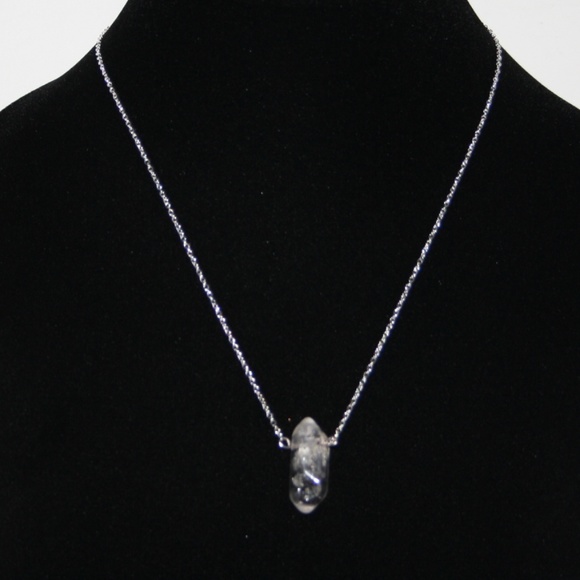 Vintagejelyfish Jewelry - Beautiful NWoT Crystal Quartz Necklace